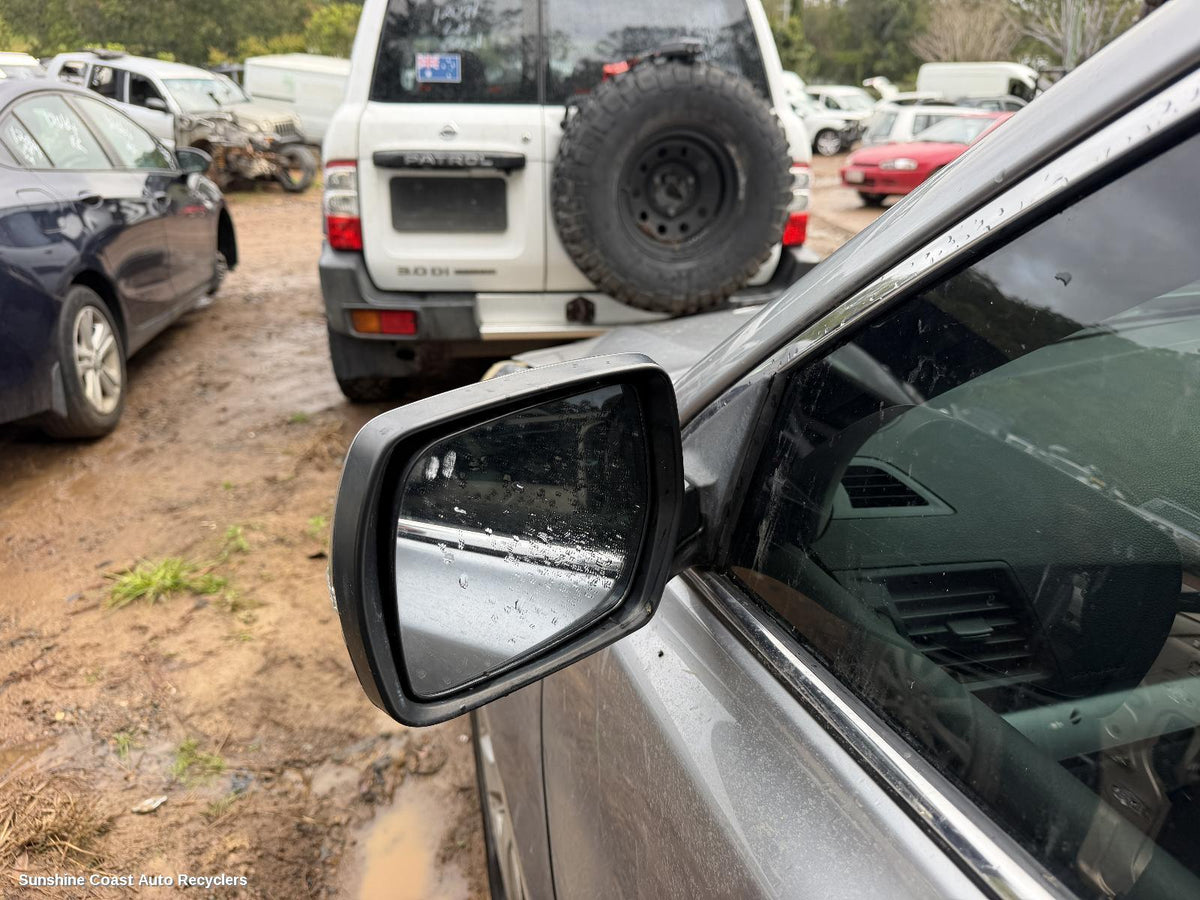 2009-2011 Subaru Outback Left Door Mirror
