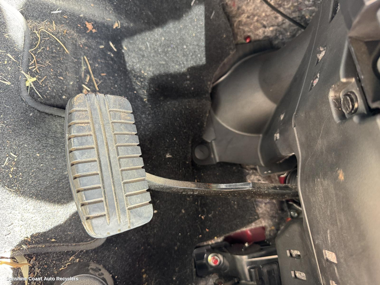 2009 Mitsubishi Pajero Pedal Assembly