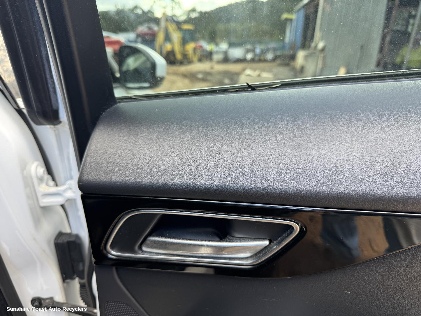 2016 Jaguar F Pace Door Handle