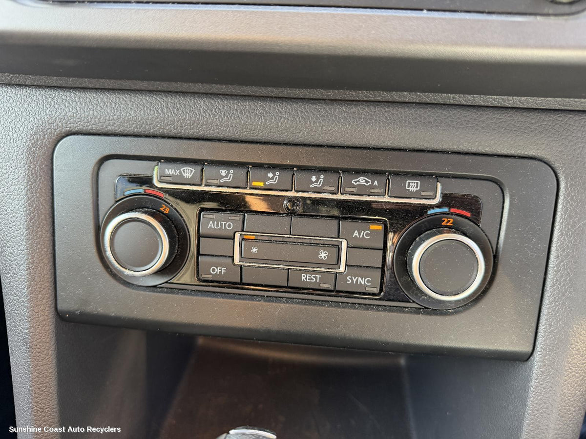 2010-2016 Volkswagen Amarok Heater Ac Controls