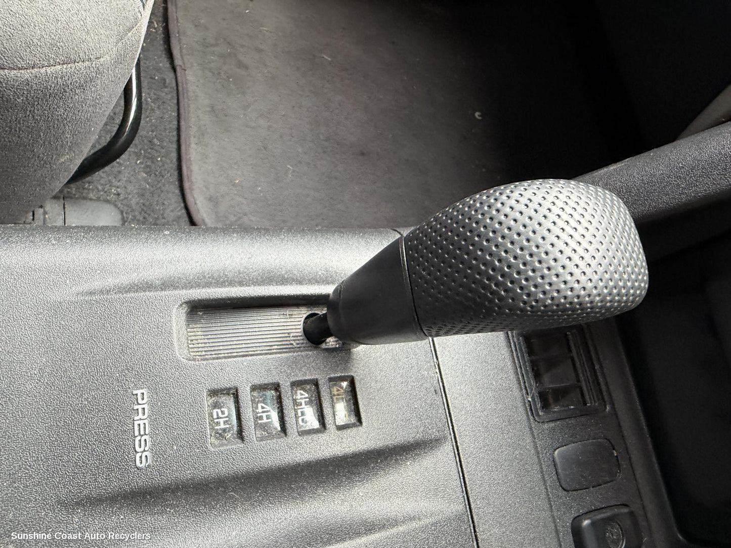 2000-2006 Mitsubishi Pajero Gear Stick Shifter