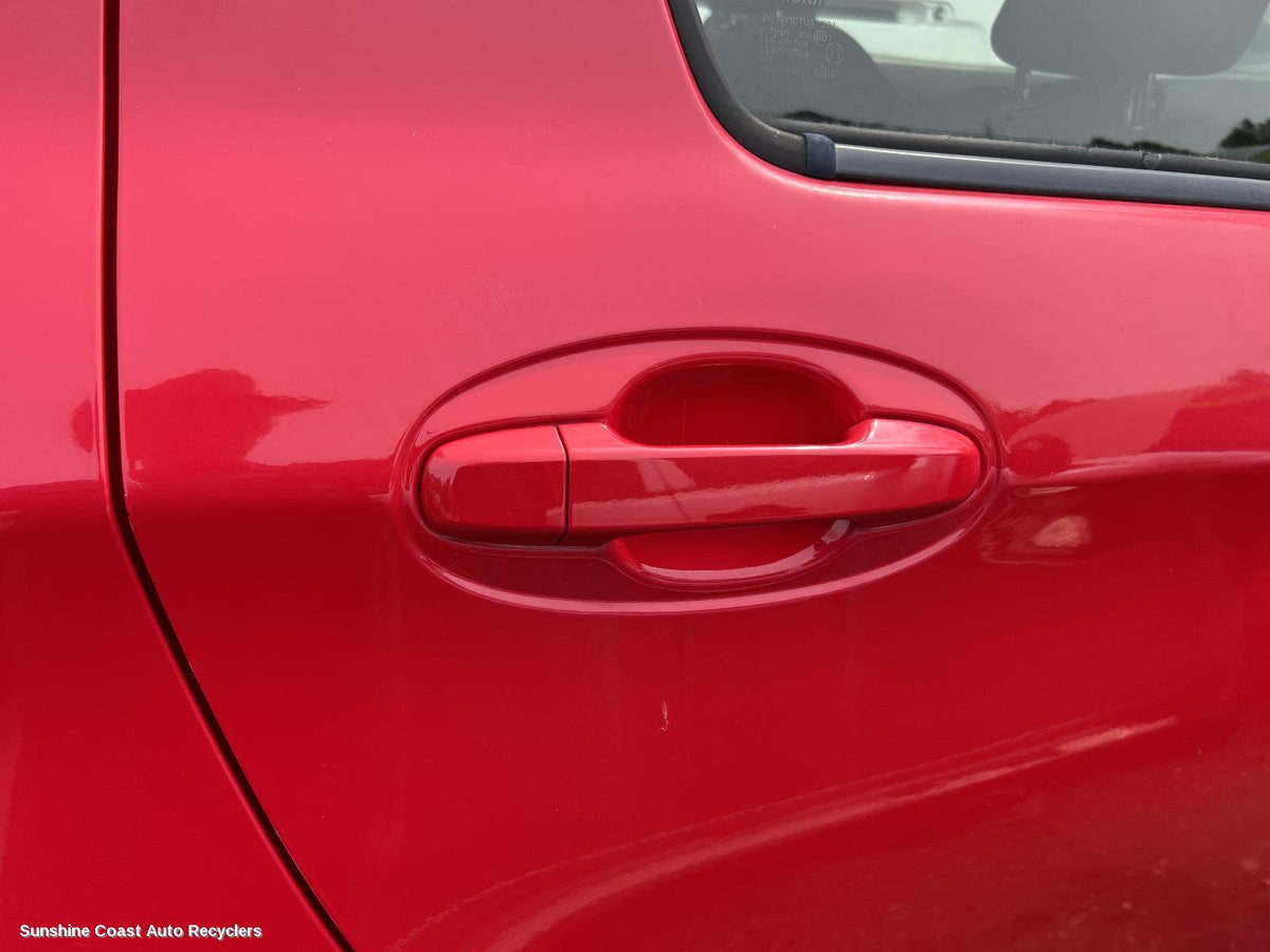 2011-2019 Toyota Yaris Door Handle