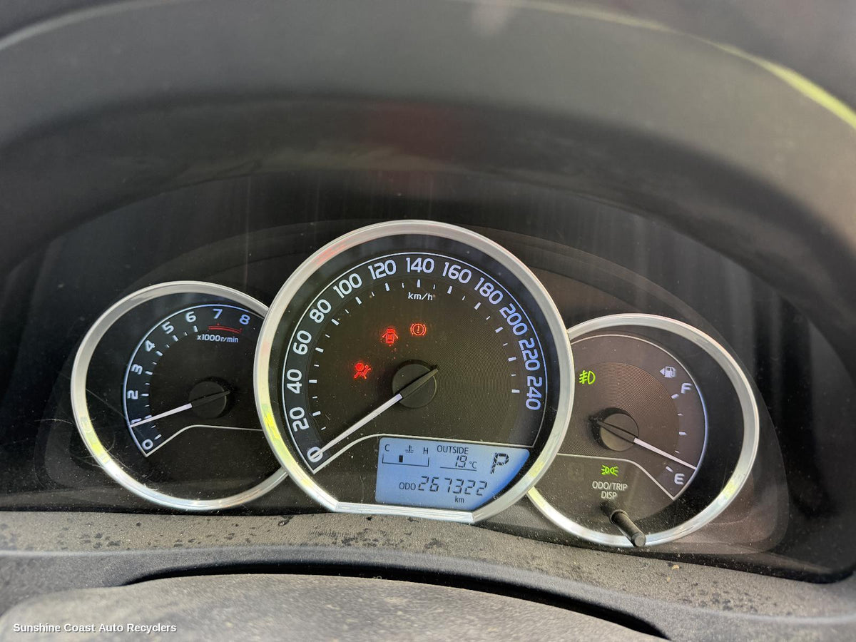 2015-2018 Toyota Corolla Instrument Cluster