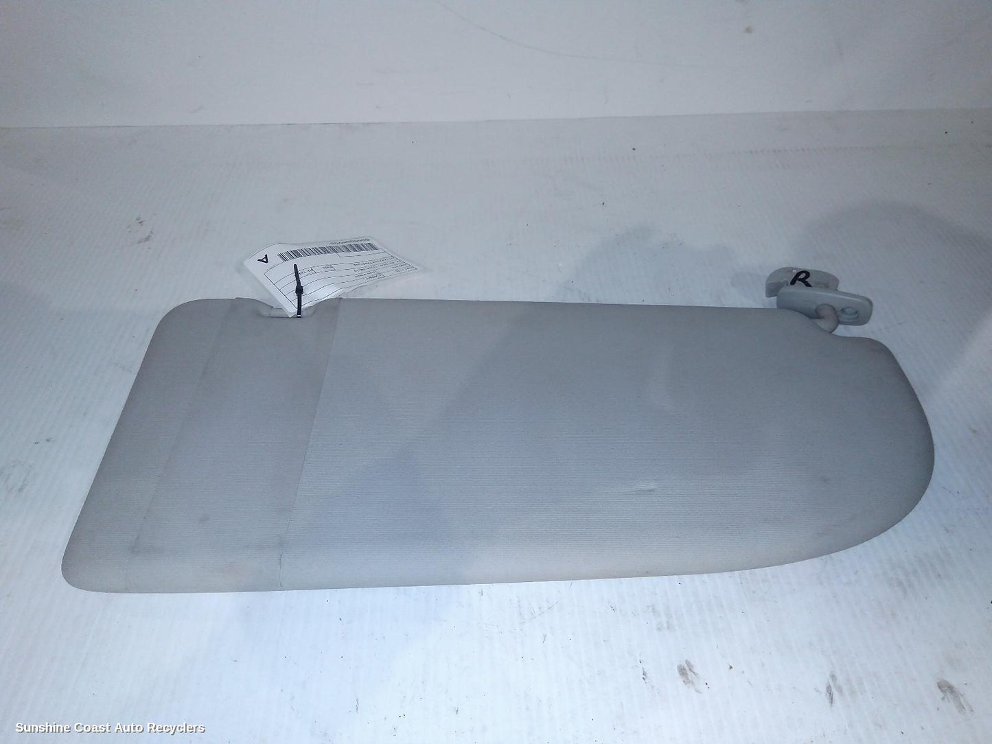 2006 Volkswagen Caddy Sunvisor
