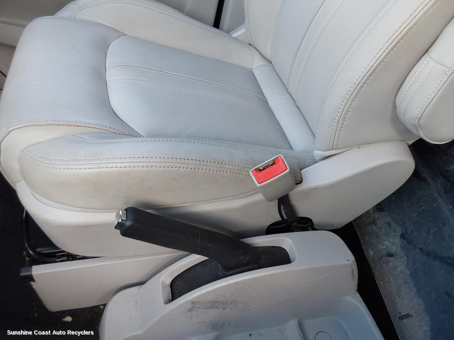 2021 Ldv G10 Seatbelt Stalk