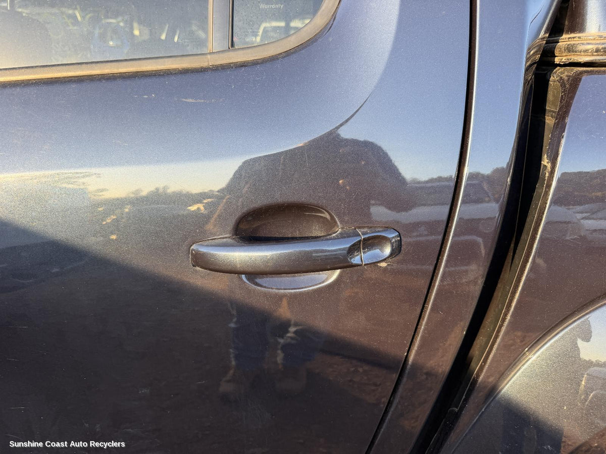2010-2022 Volkswagen Amarok Door Handle