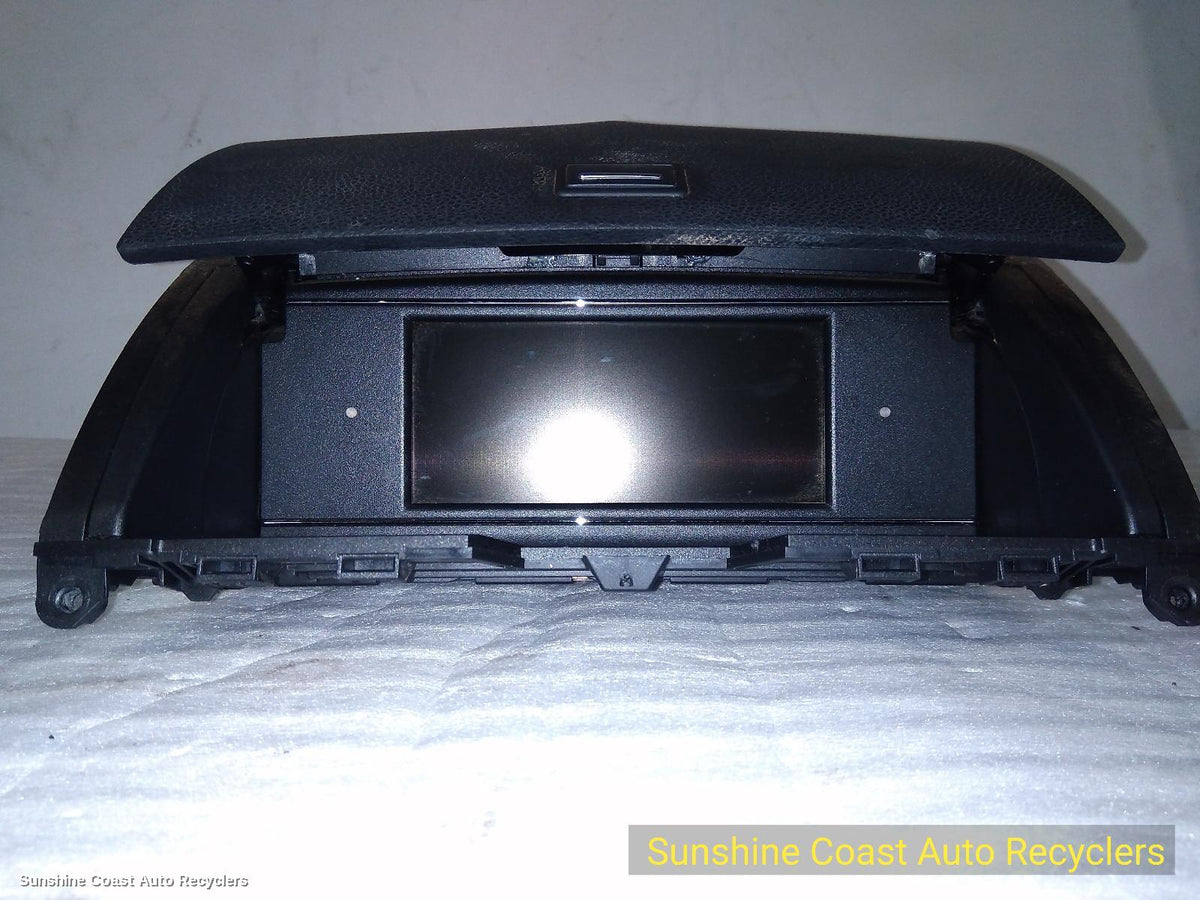 2007-2011 Mercedes C Class Radio Cd Dvd Sat Tv