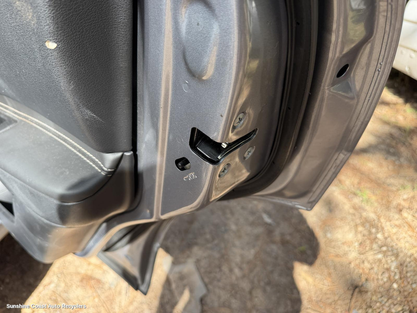 2007-2014 Nissan Dualis Door Boot Gate Lock
