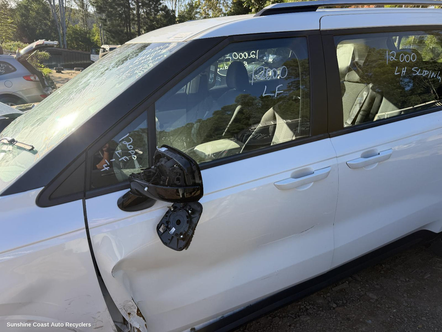 2020-2026 Kia Carnival/grand Carnival Left Front 1 4 Door Glass