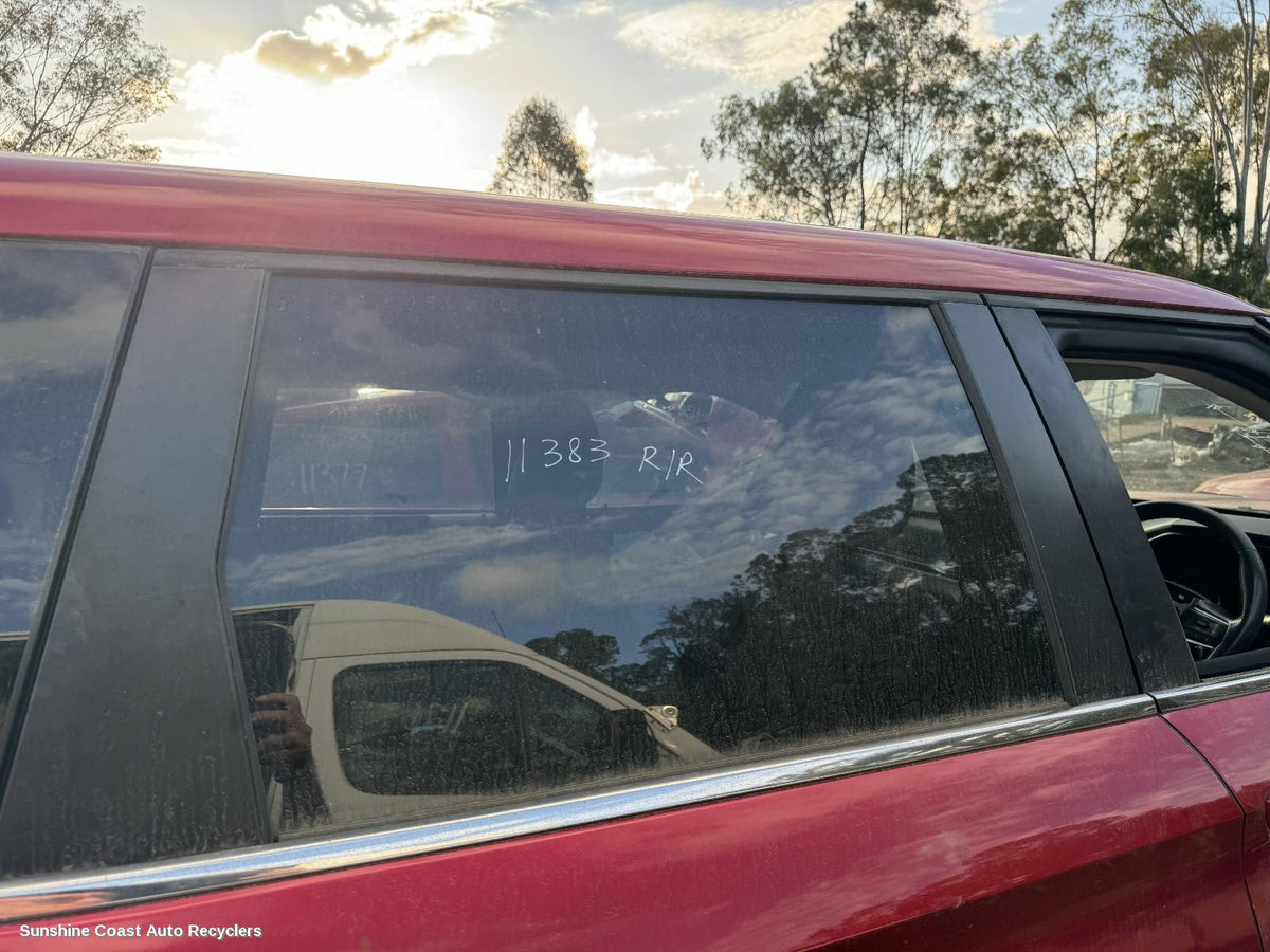2021-2026 Mitsubishi Outlander Right Rear Door Window