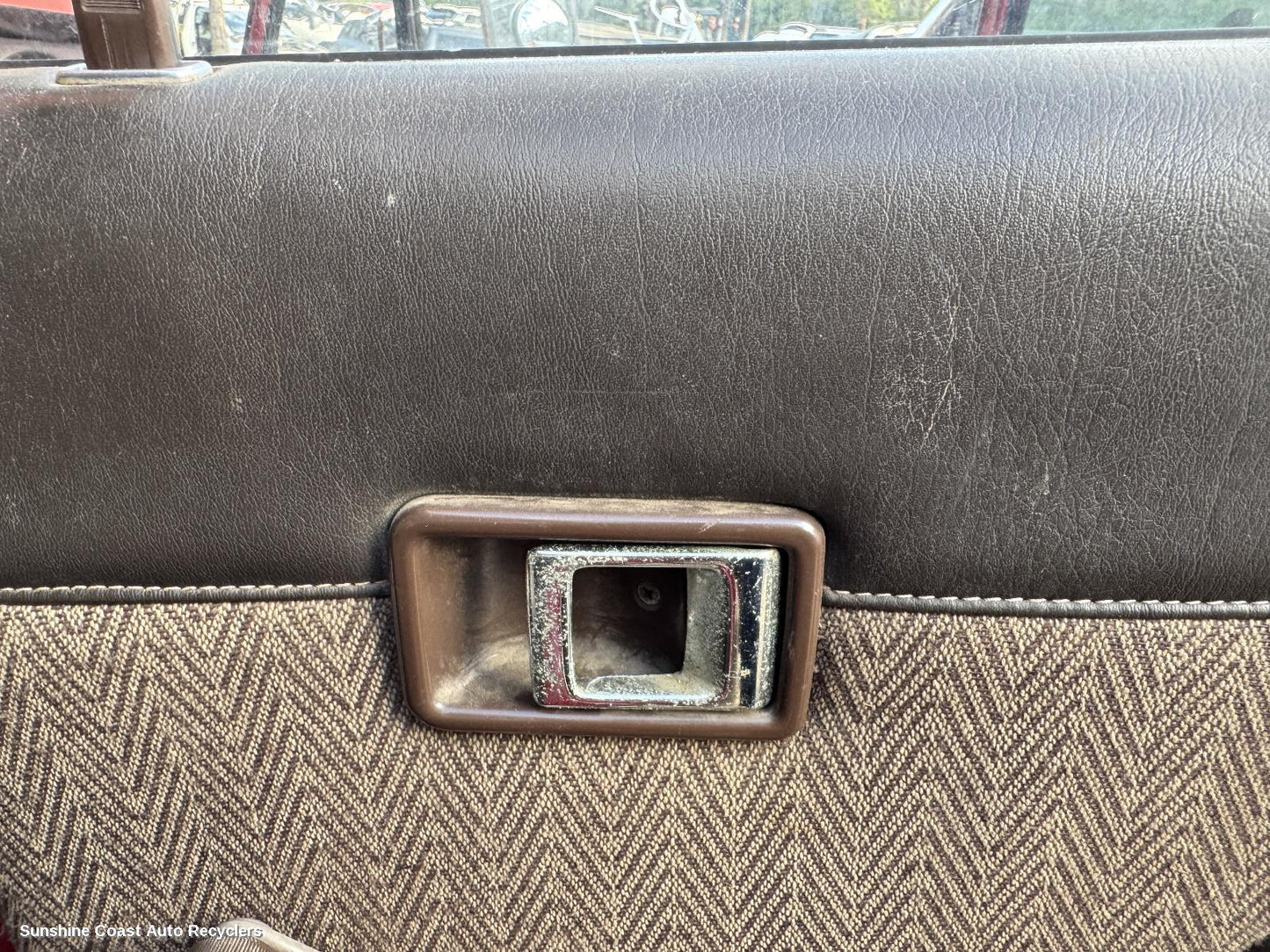 1984 Toyota Landcruiser Door Handle