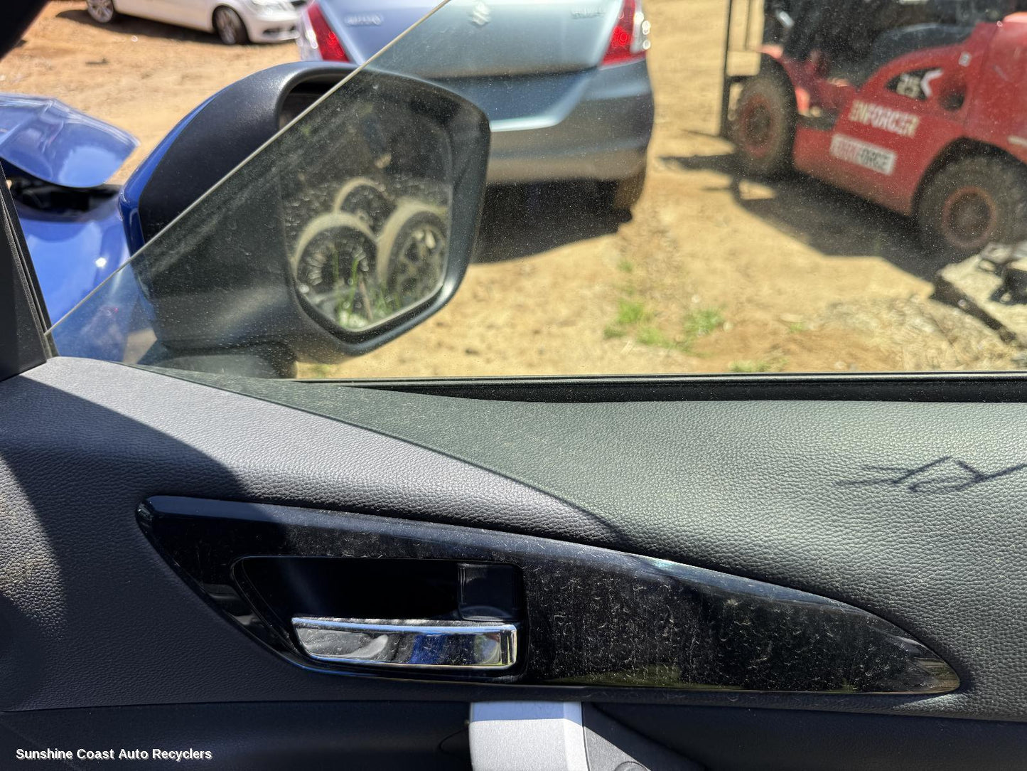 2023 Mitsubishi Eclipse Cross Door Handle