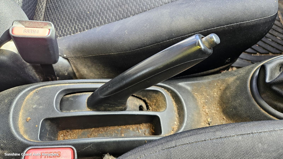 2010-2016 Nissan Micra Handbrake Lever
