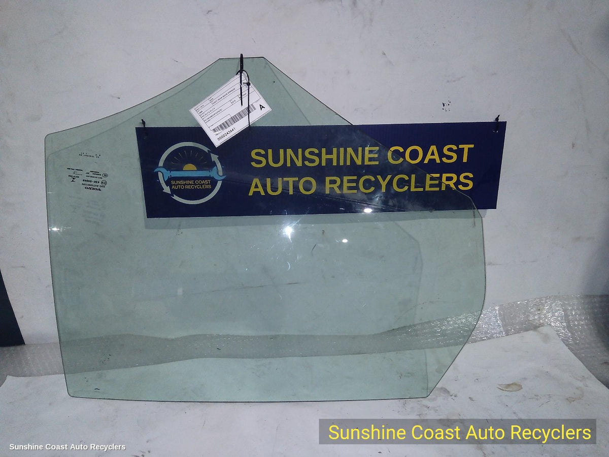 2013-2019 Volvo S40 Right Rear Door Window