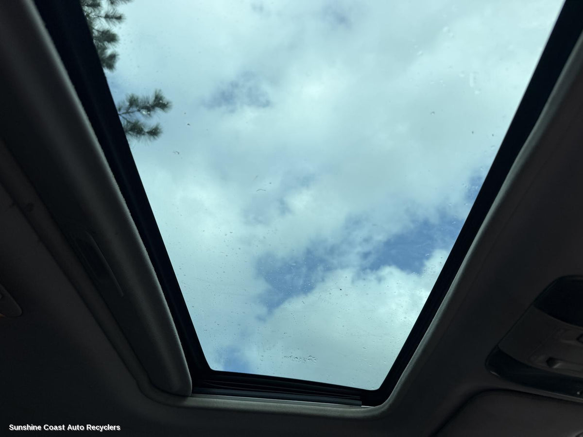 2009-2014 Subaru Outback Roof Glass Sunroof T