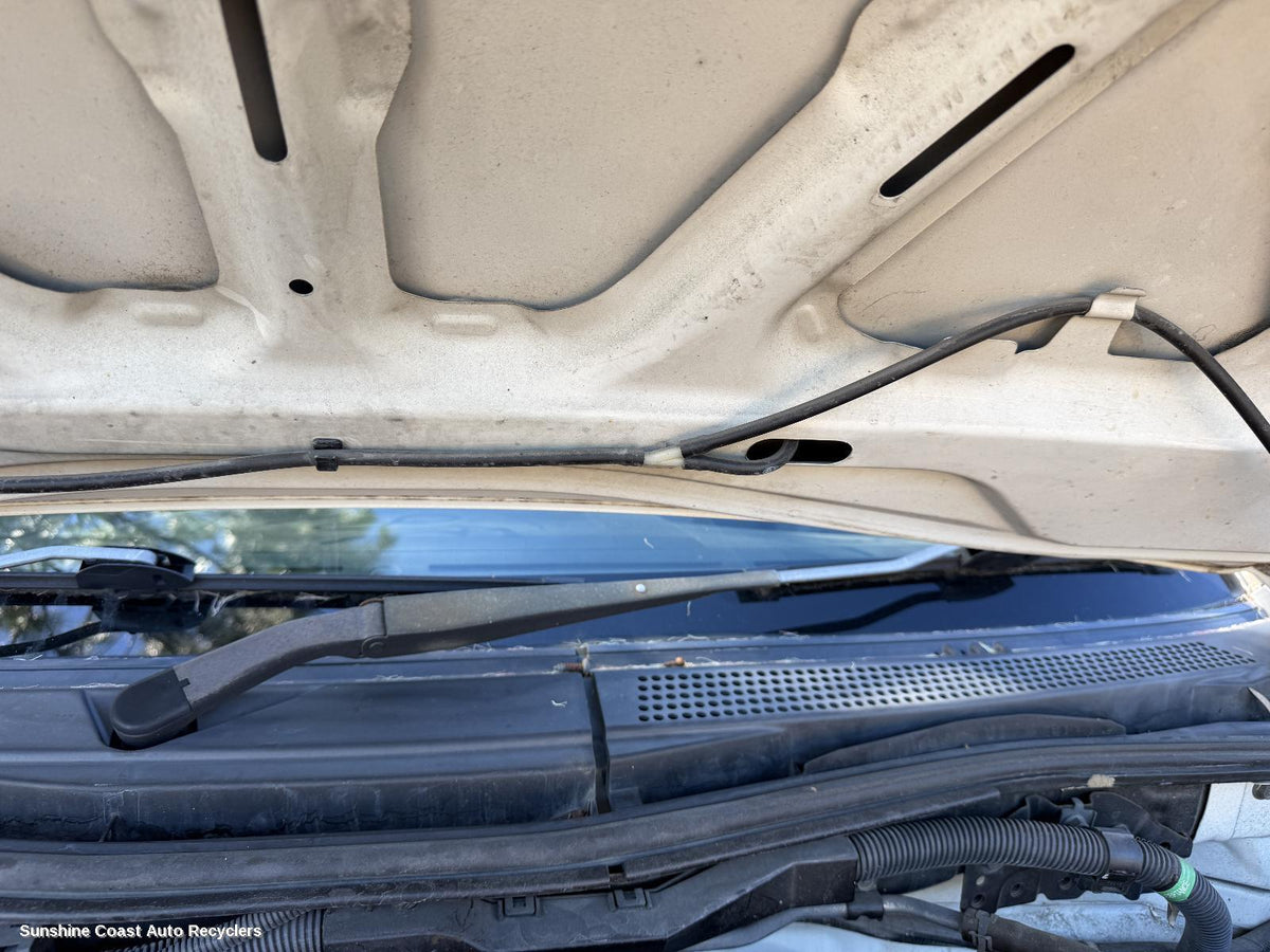 2006-2015 Mitsubishi Triton Wiper Arm