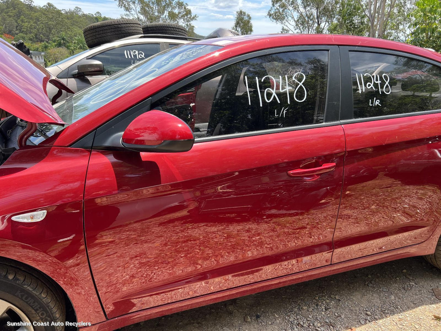 2017 Hyundai Elantra Left Front Door