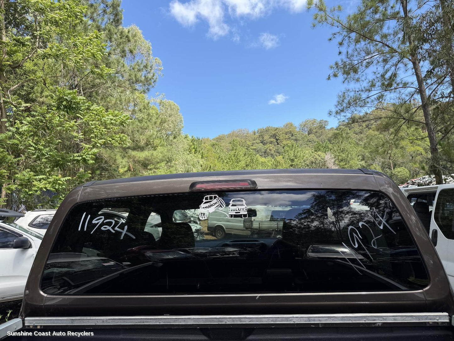2010-2022 Volkswagen Amarok Rear Tailgate Glass