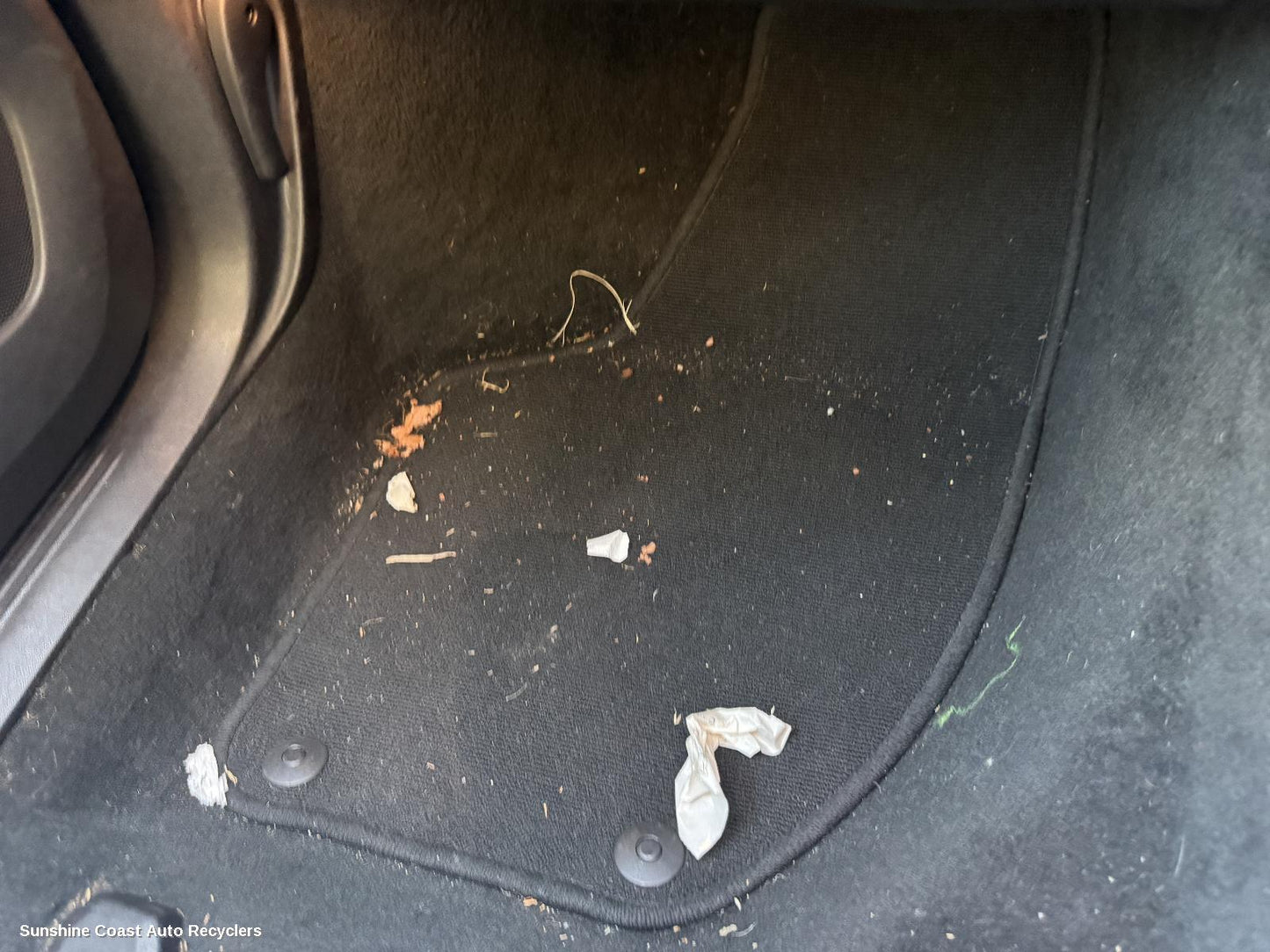 2015 Volvo S40 Floor Mats