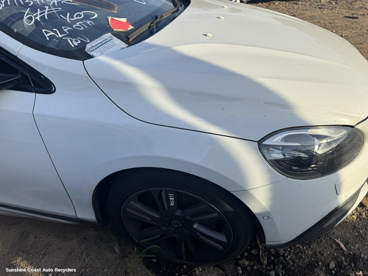 2013-2019 Volvo S40 Right Guard