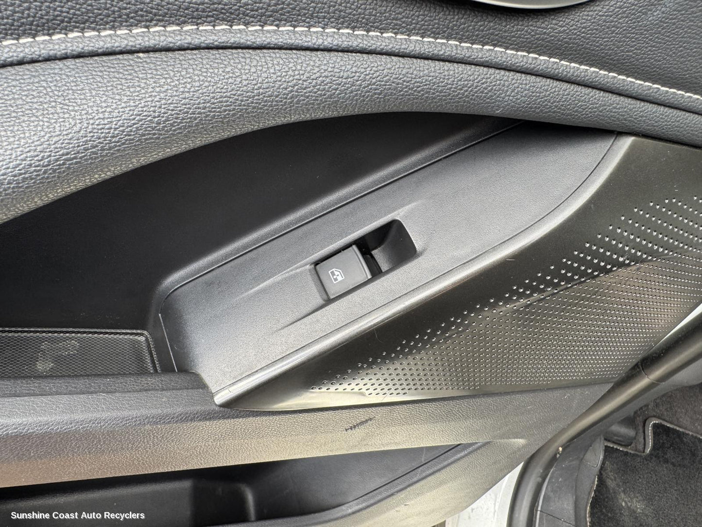 2022 Ldv D90 Pwr Dr Wind Switch