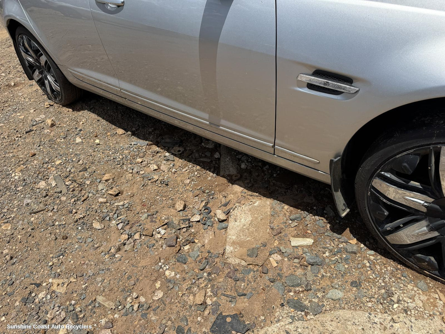 2010 Holden Commodore Side Step Skirt