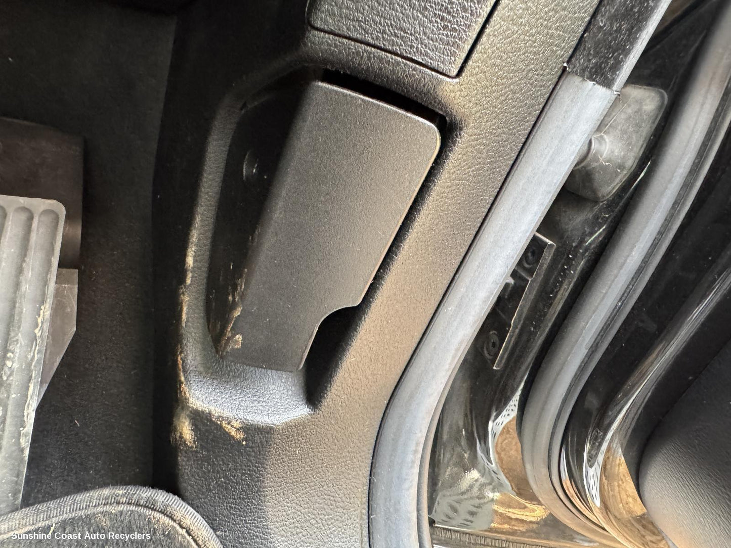 2008 Bmw X5 Bonnet Release
