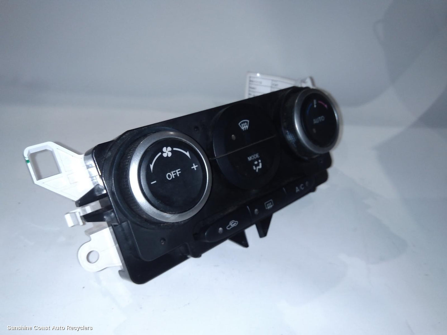 2009-2012 Mazda Cx7 Heater Ac Controls