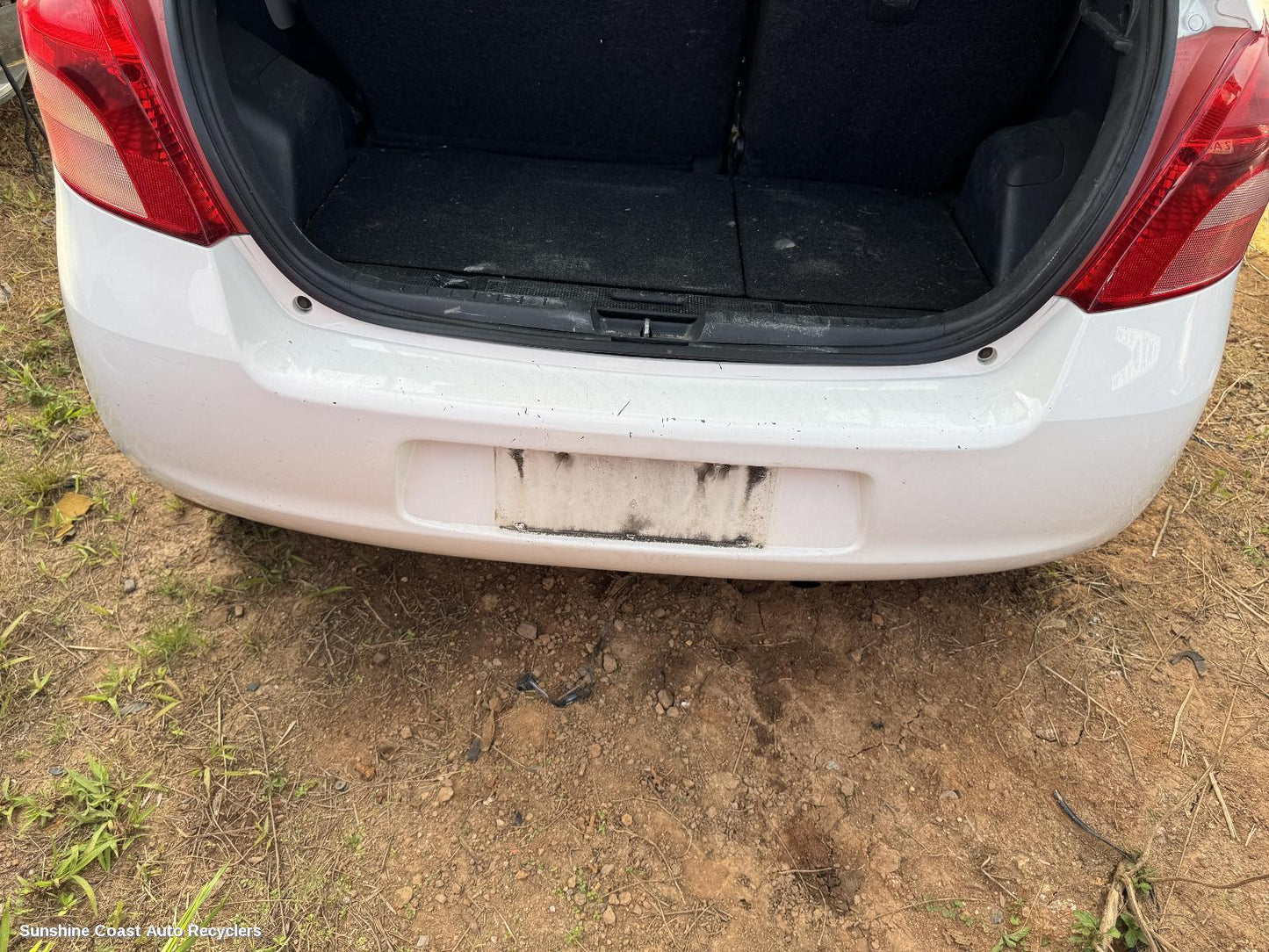 2006 Toyota Yaris Rear Bumper