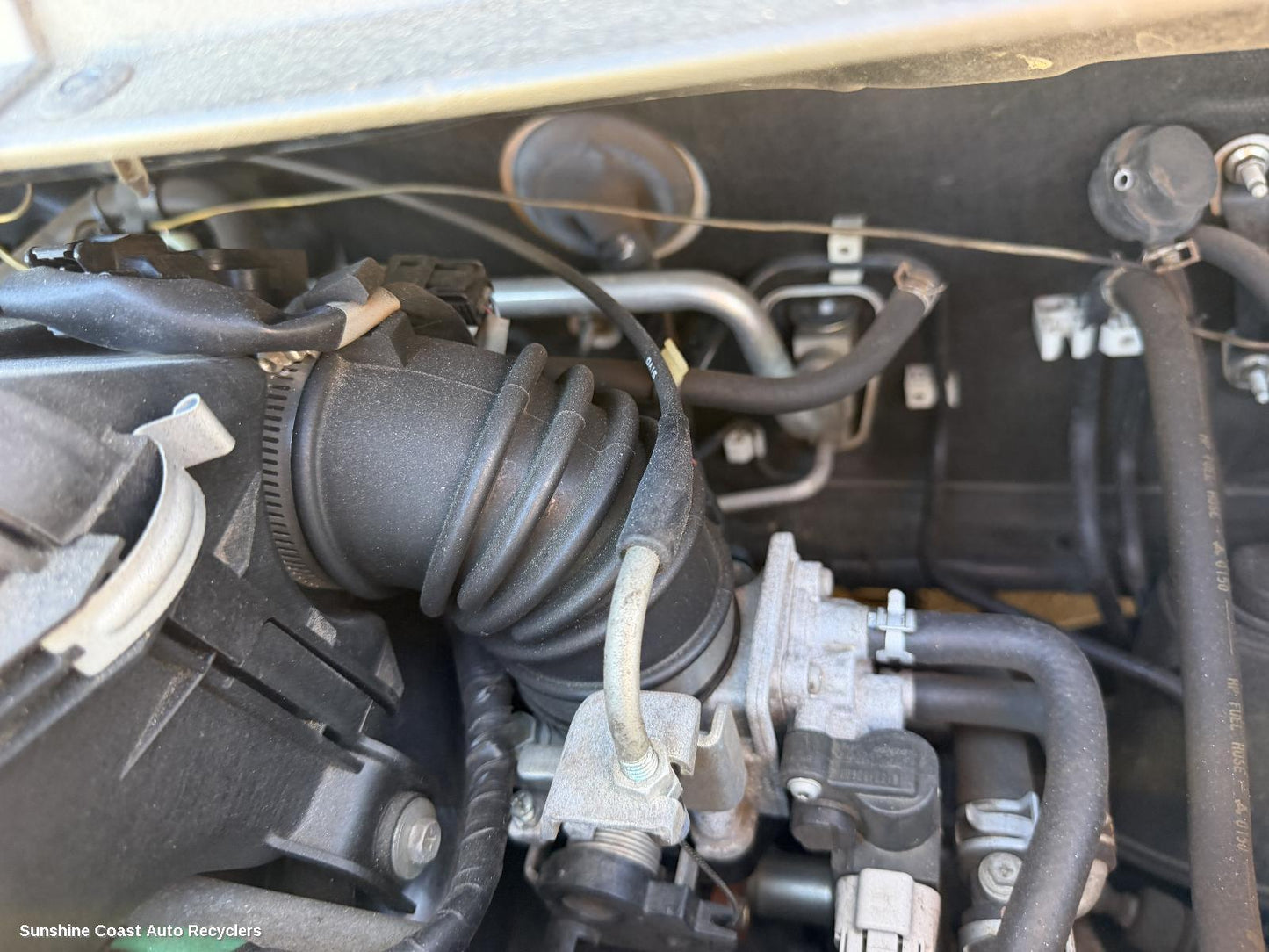 2004-2010 Suzuki Swift Air Cleaner Duct Hos