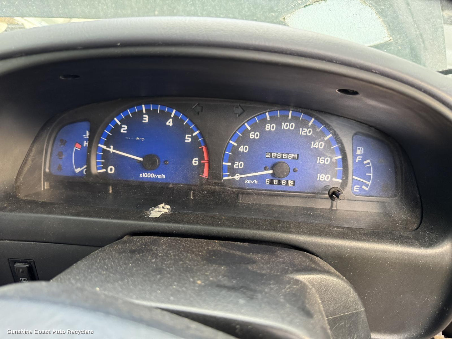1997-2005 Toyota Hilux Instrument Cluster