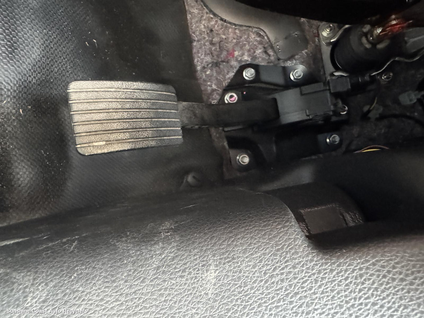 2016 Mitsubishi Triton Pedal Assembly