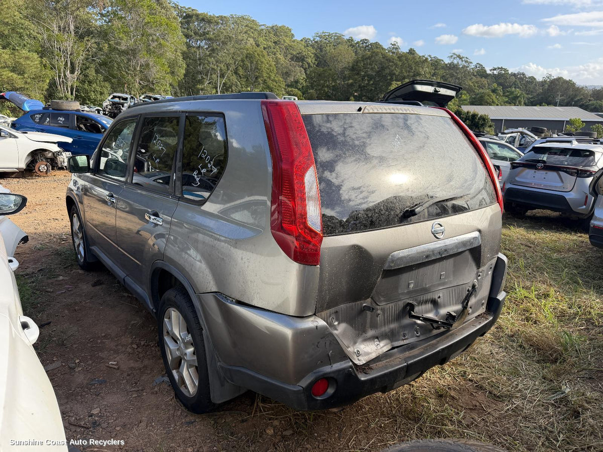 2007-2013 Nissan Xtrail Washer Bottle