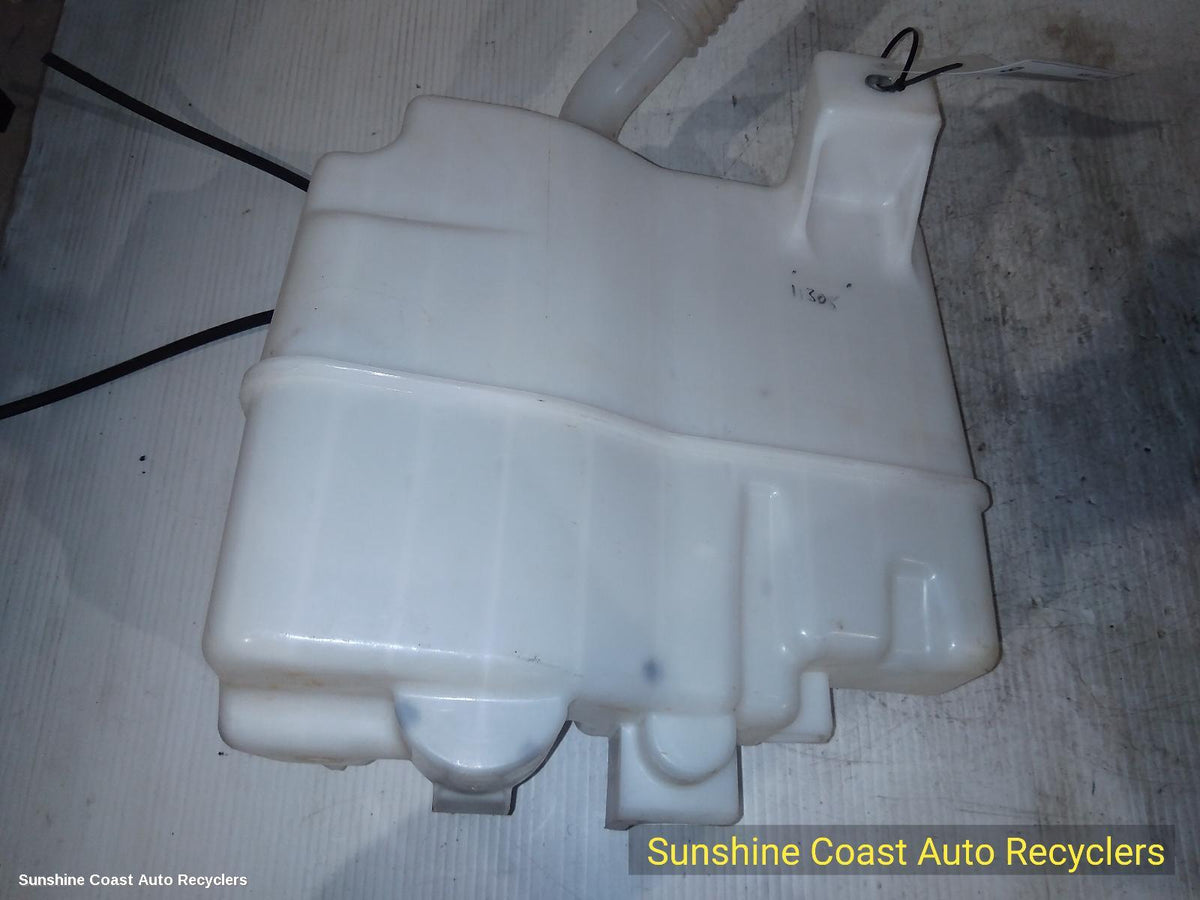2016-2023 Mazda Cx9 Washer Bottle