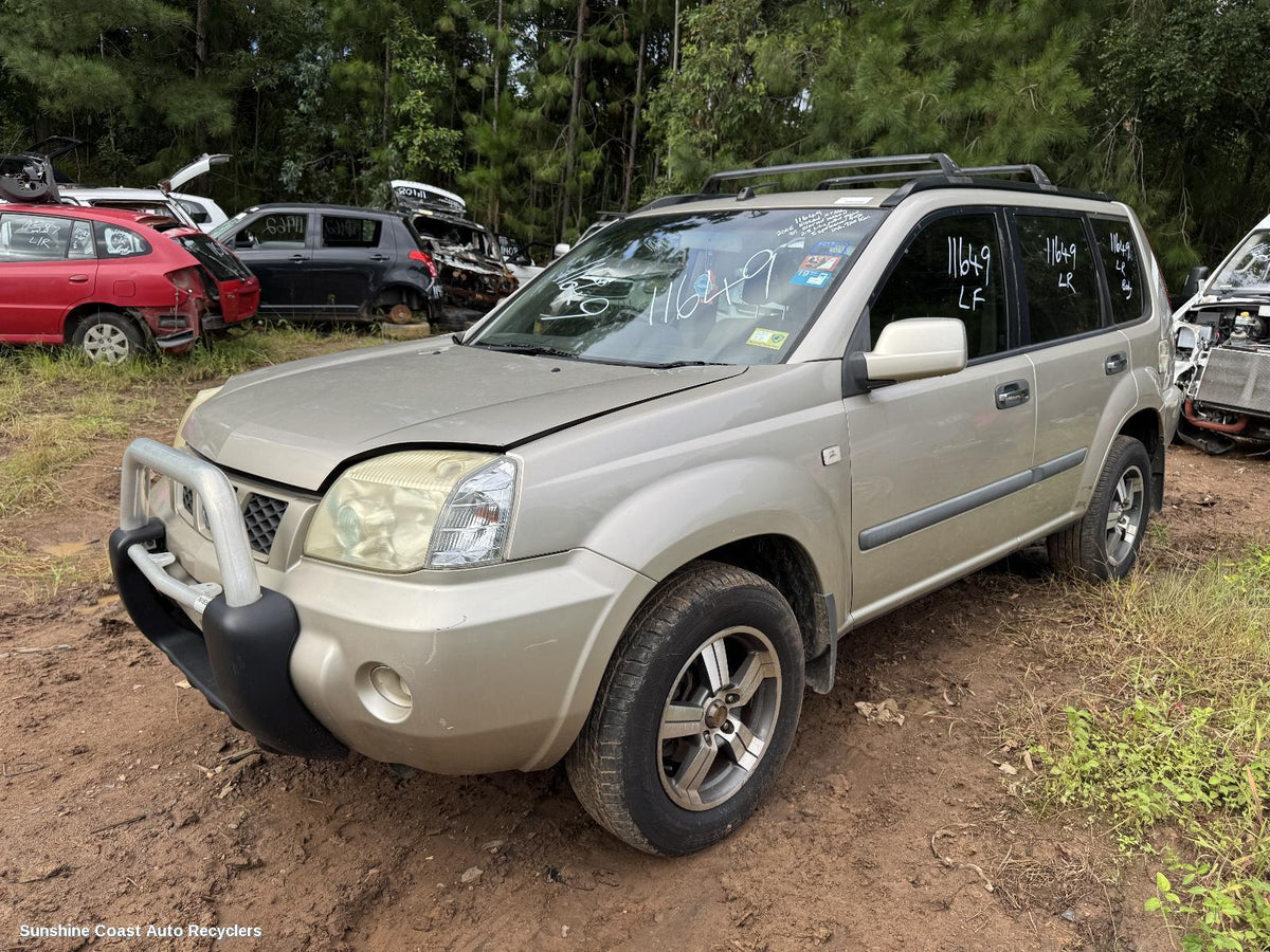 2001-2007 Nissan Xtrail Right Guard