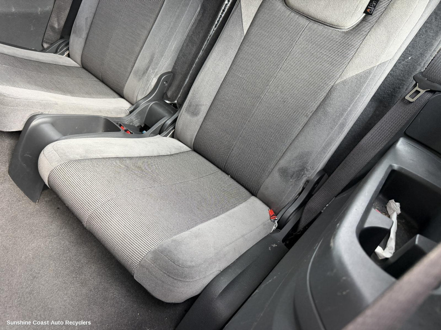 2012-2016 Holden Colorado 3rd Seat