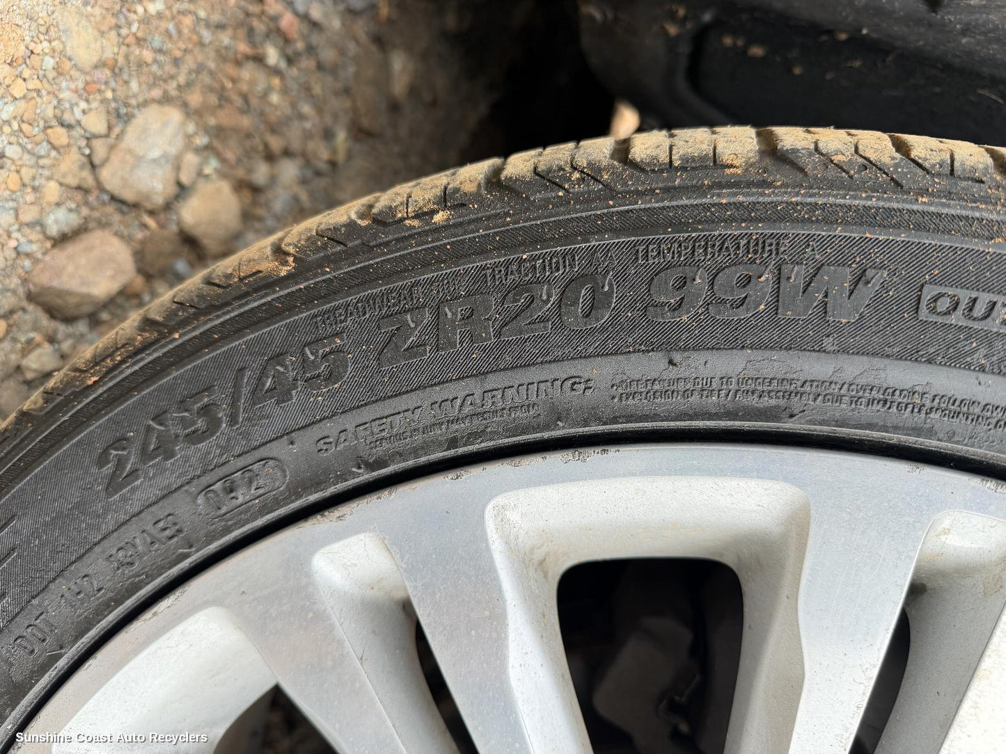 2012 Chrysler 300c Tyre