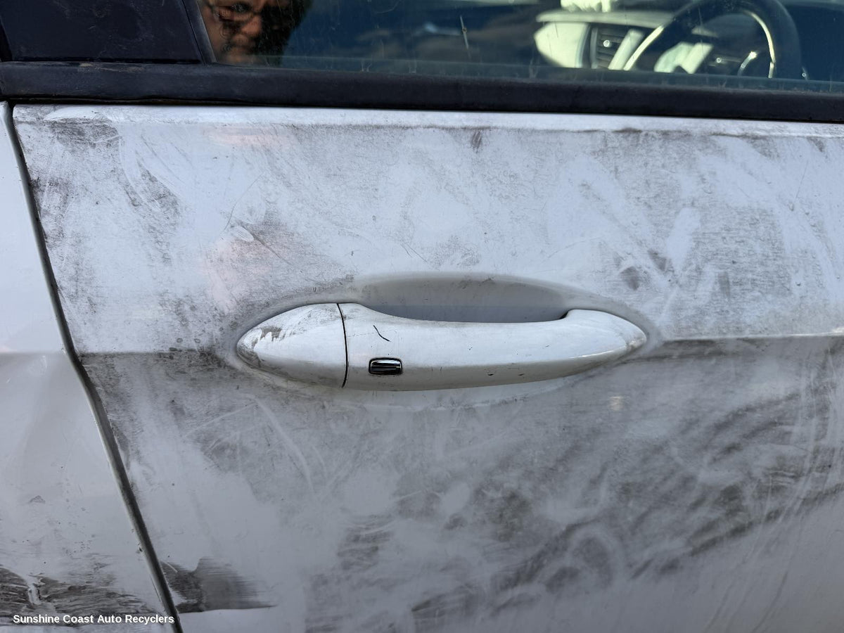 2017-2020 Holden Commodore Door Handle
