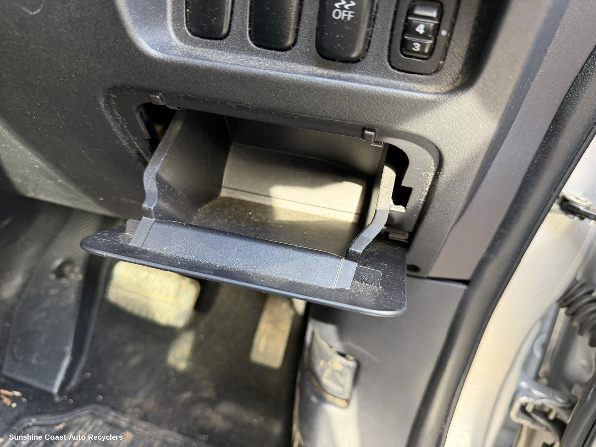 2009-2012 Mitsubishi Outlander Glove Box