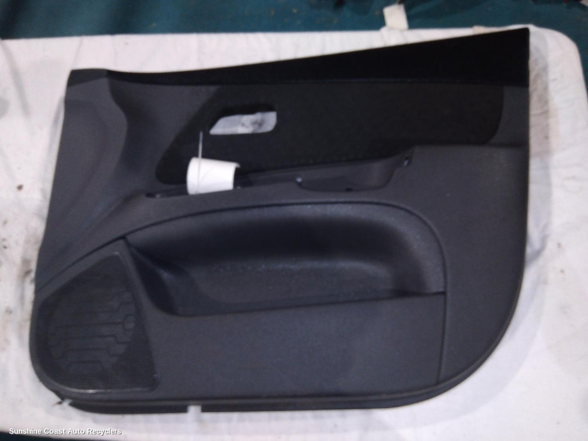 2005-2006 Kia Rio Door Trim