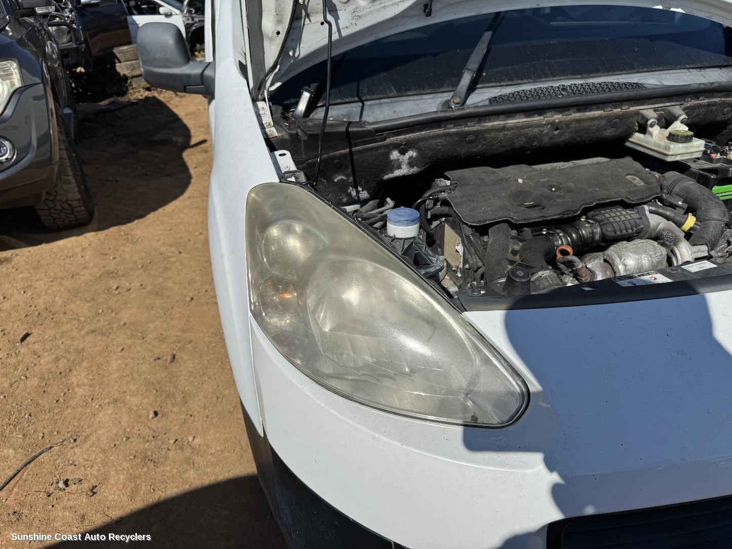 2013 Peugeot Partner Right Headlamp