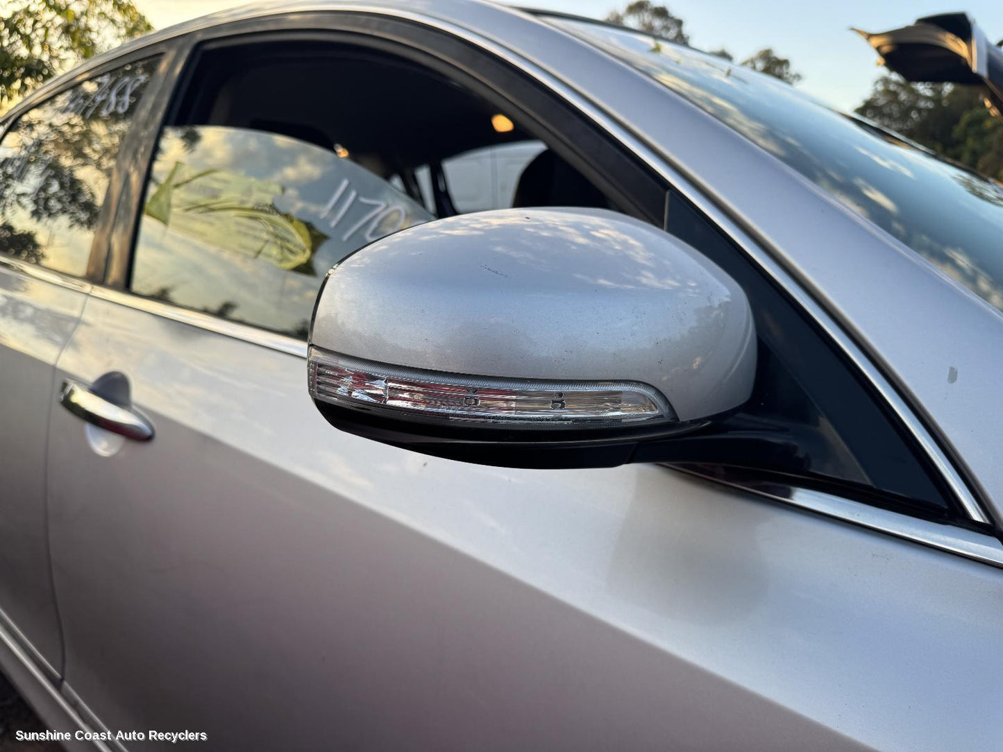 2010 Nissan Maxima Right Door Mirror