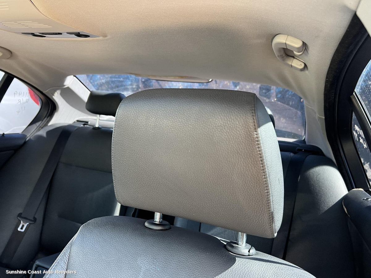 2005-2013 Bmw 3 Series Headrest