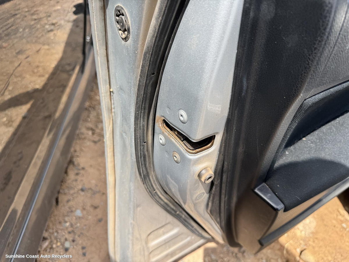 2013-2019 Toyota Corolla Door Boot Gate Lock