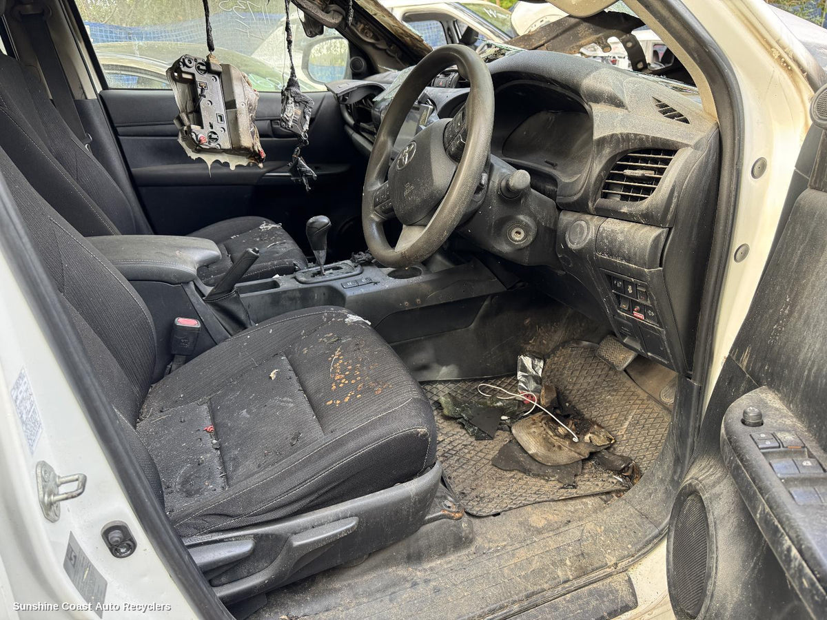 2015-2025 Toyota Hilux Differential Centre