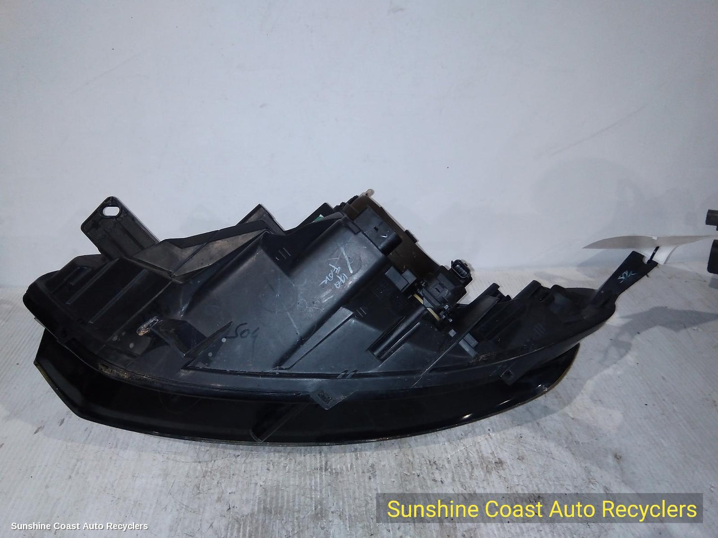 2013-2017 Ford Ecosport Right Headlamp