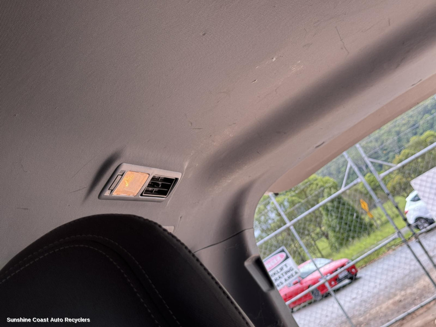2015-2025 Ldv G10 Courtesy Light