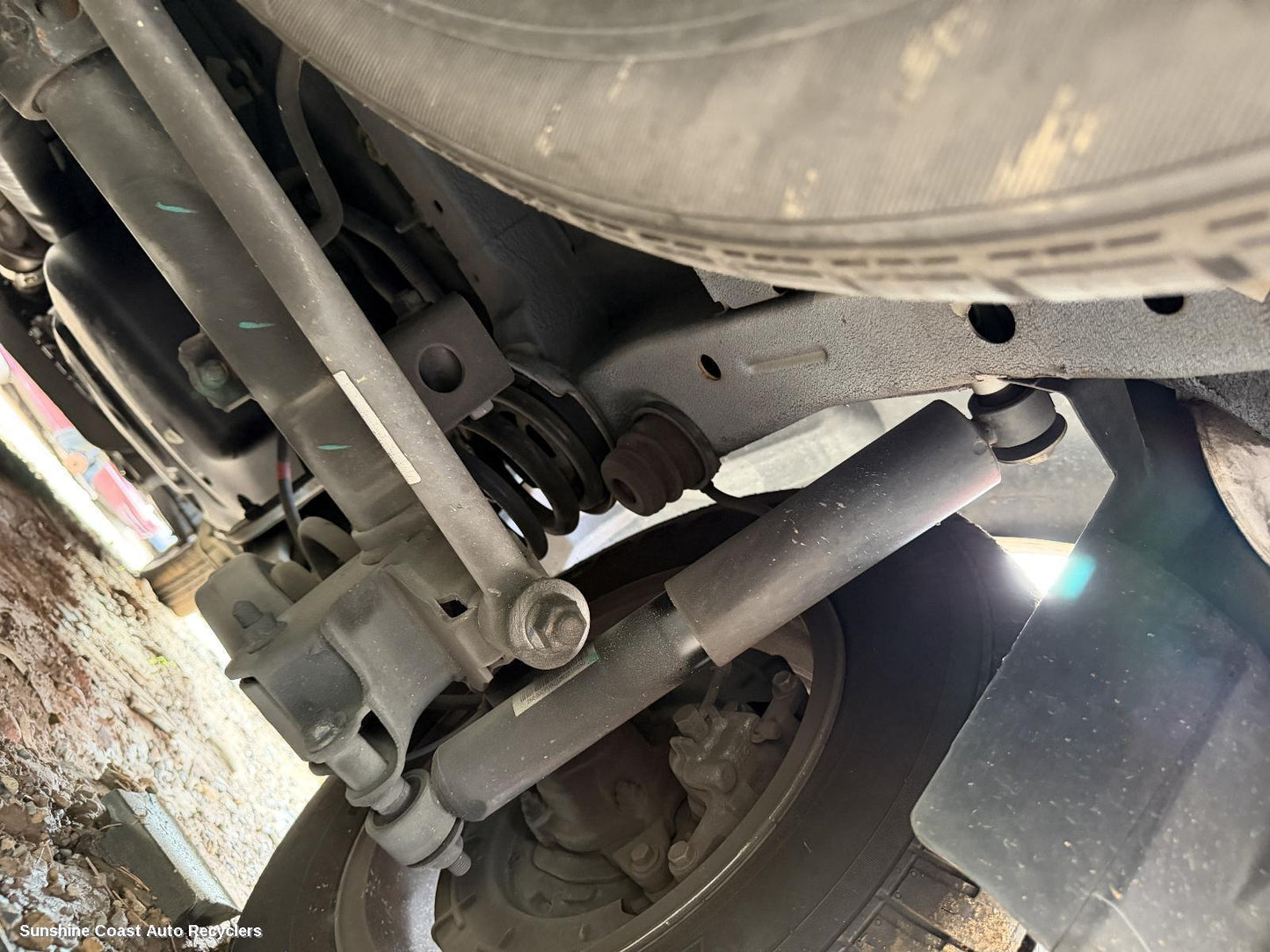 2015-2025 Ldv G10 Shock Absorber