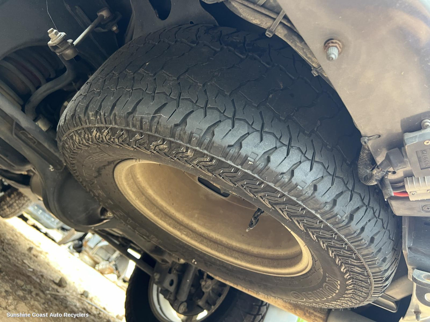 2015 Isuzu Mu-x Wheel Mag