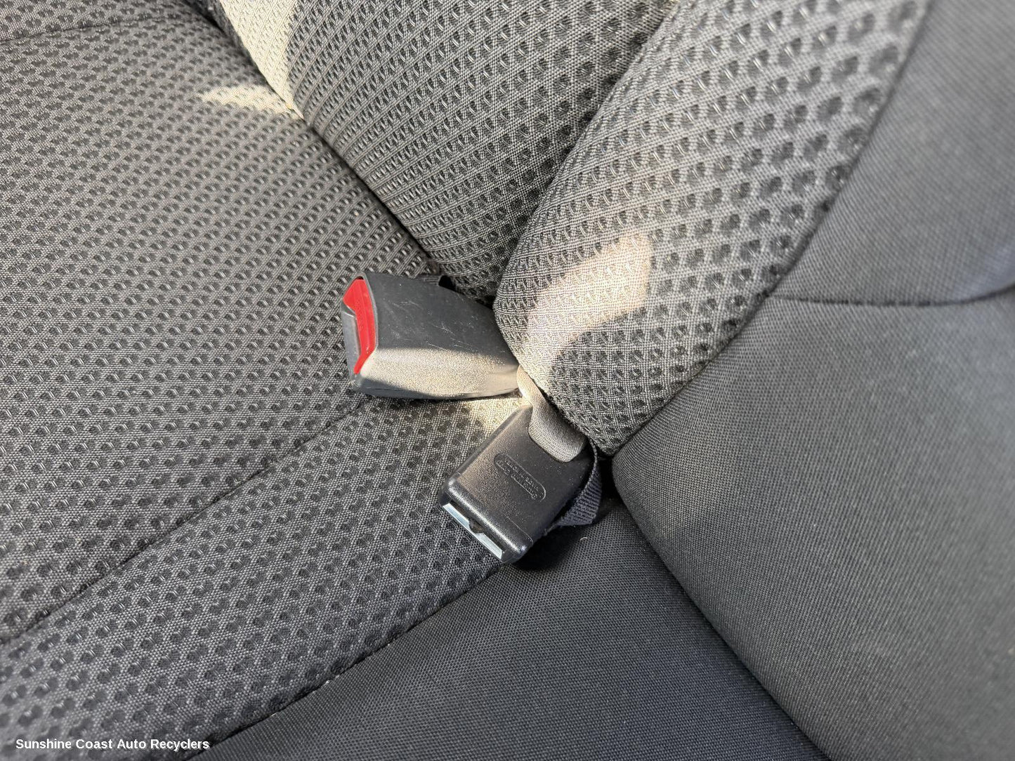 2004-2010 Hyundai Tucson Seatbelt Stalk